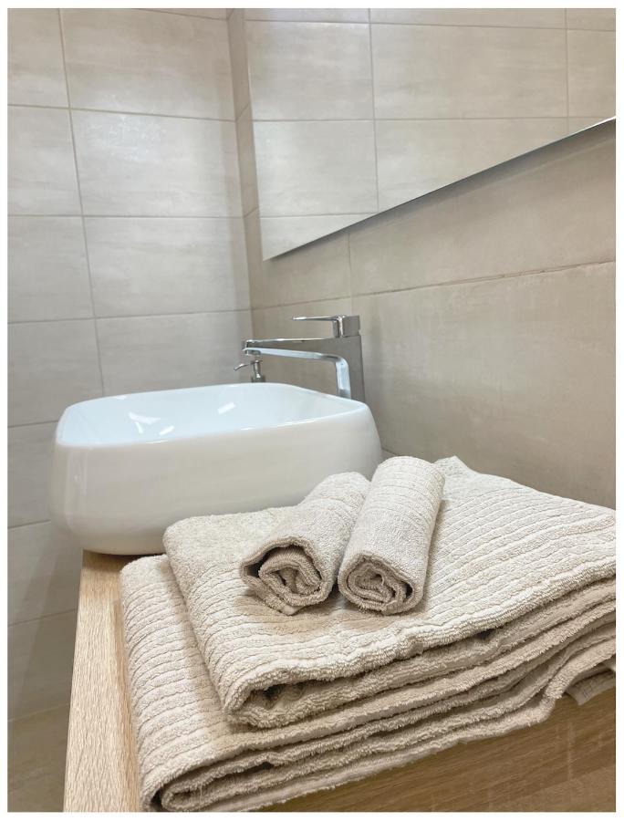 Aurelia'S Suite Napoli Екстериор снимка